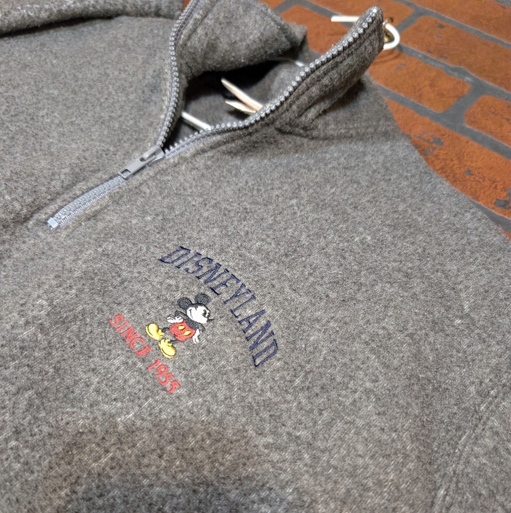 Made In‎ USA Vintage Disneyland Mickey Quarter-Zip Pullover